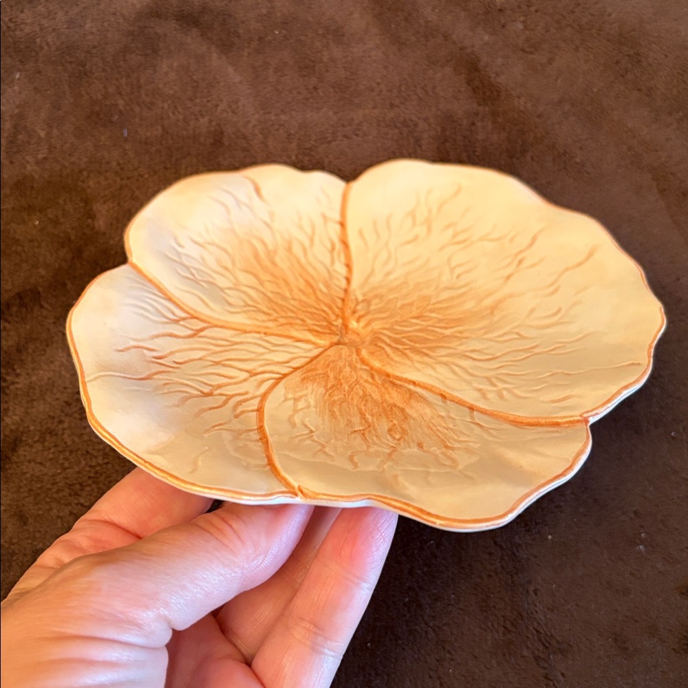 Vtg Made in Italy Floral Ceramic Plate in Cream and peach colors.